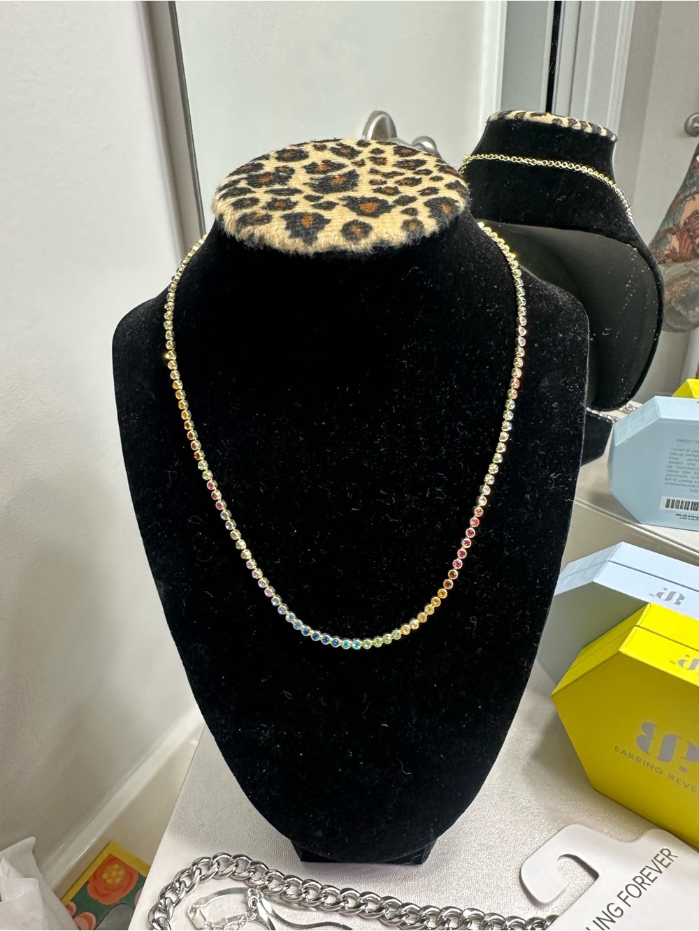 4 Necklaces for the Price of 1! - Picture 2 of 5
